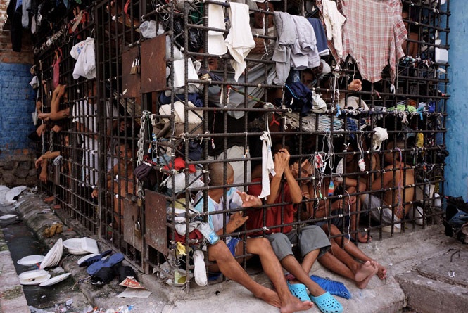 Nha tu tren khap the gioi anh 9