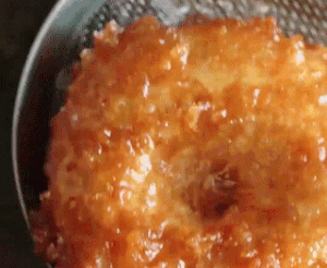 Tu lam banh doughnut khoai tay chien ngon ngat ngay hinh anh