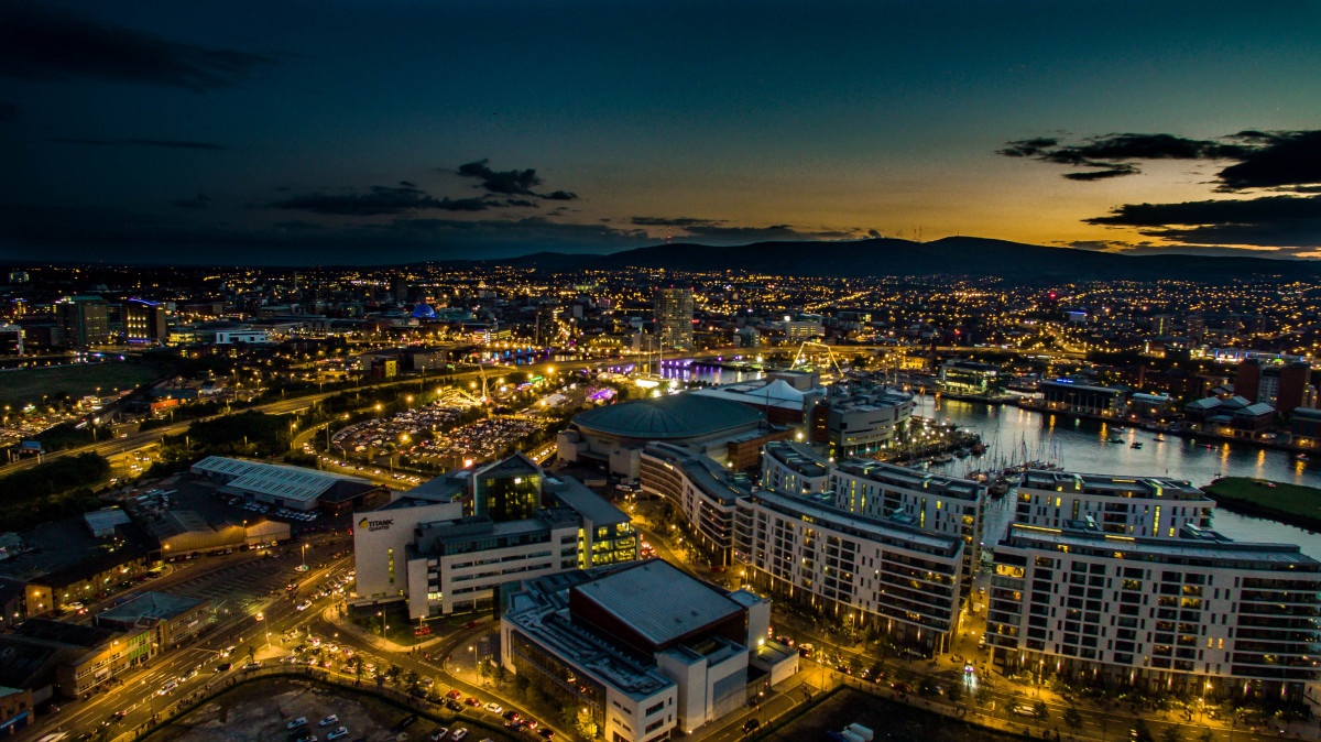 9 thanh pho dang den o chau Au anh 1