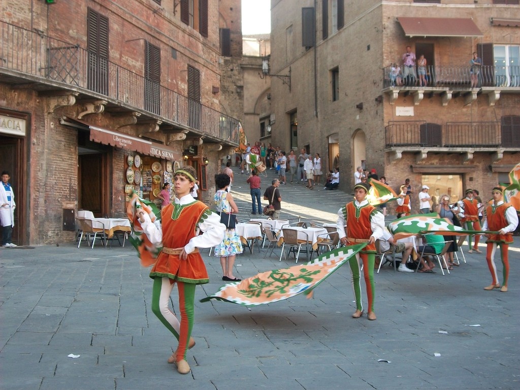 9 thanh pho dang den o chau Au anh 15