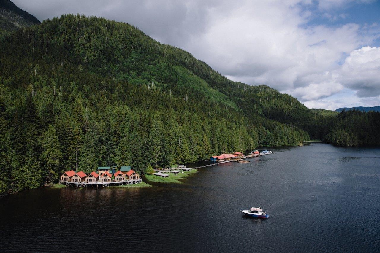 Khu nghi duong nha giau cung phai xep hang 2 nam moi den luot anh 1