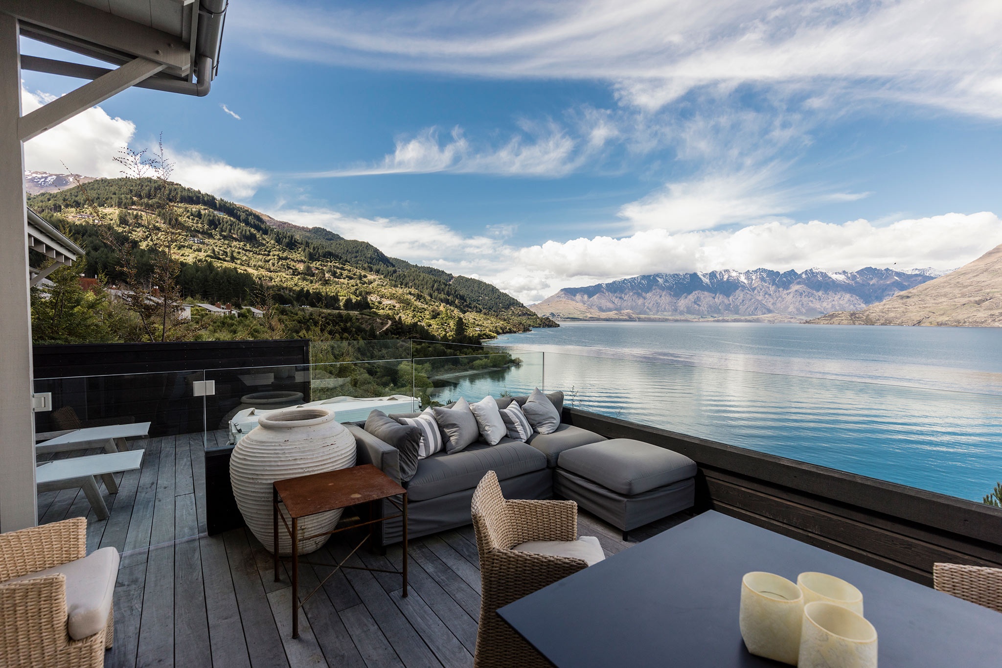 10 khu nghỉ dưỡng ven hồ cho du khách ‘rủ nhau đi trốn’ thu này ảnh 10 10 khu nghi duong ven ho cho du khach ‘ru nhau di tron’ thu nay anh 10