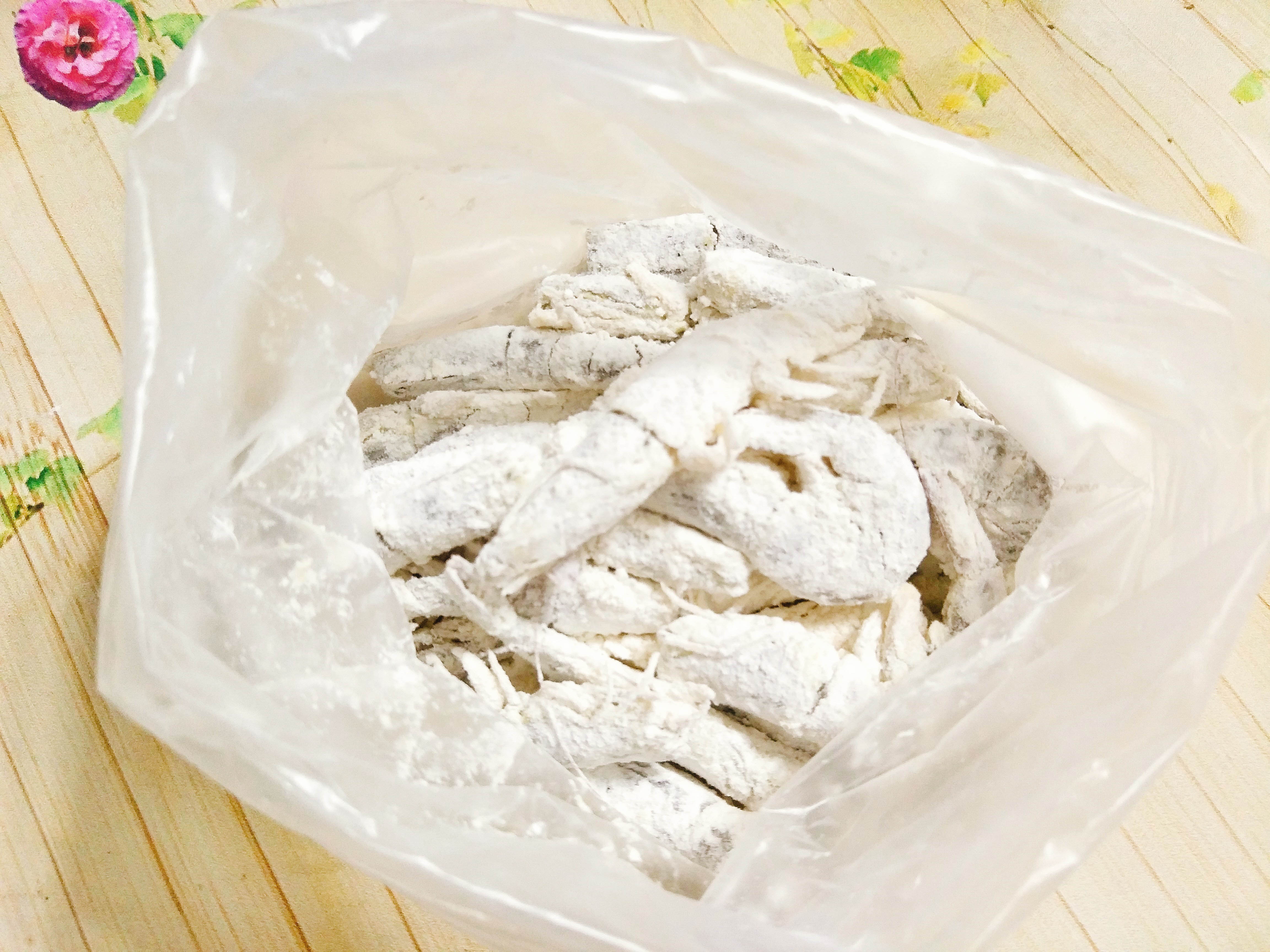 Tôm chiên sốt trứng muối ảnh 3 Tom chien sot trung muoi anh 3