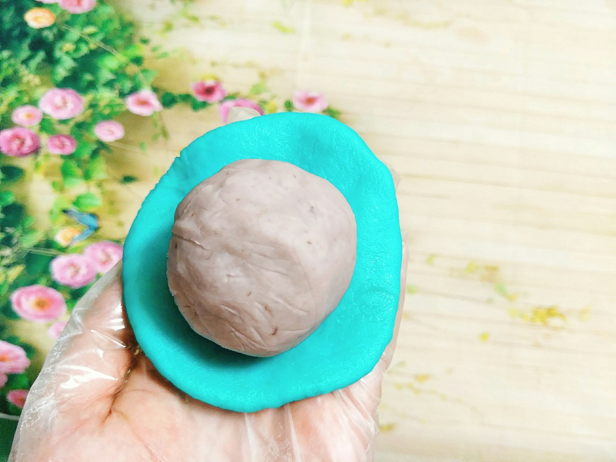 Tu lam banh trung thu hien dai anh 5