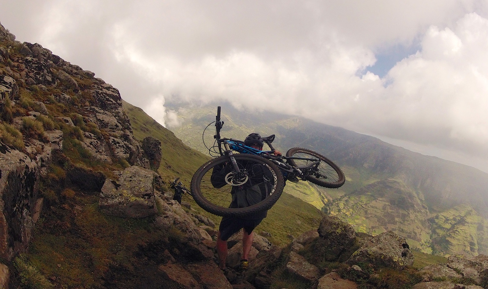 13 diem den tuyet nhat the gioi cho thang 10 anh 12