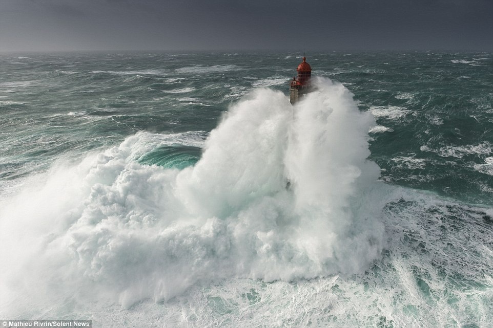 Ngon hai dang noi tieng nho buc anh khien nguoi xem lanh gay anh 6