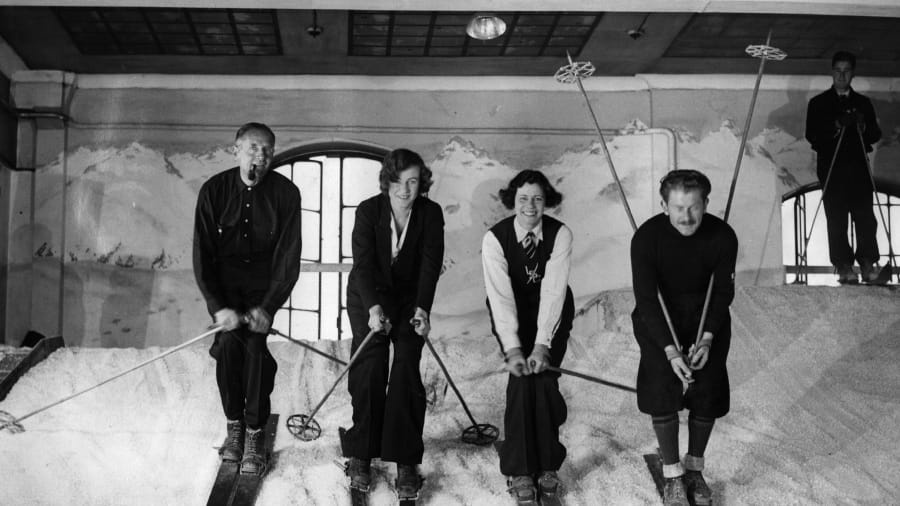 Khu truot tuyet trong nha lon nhat the gioi anh 2