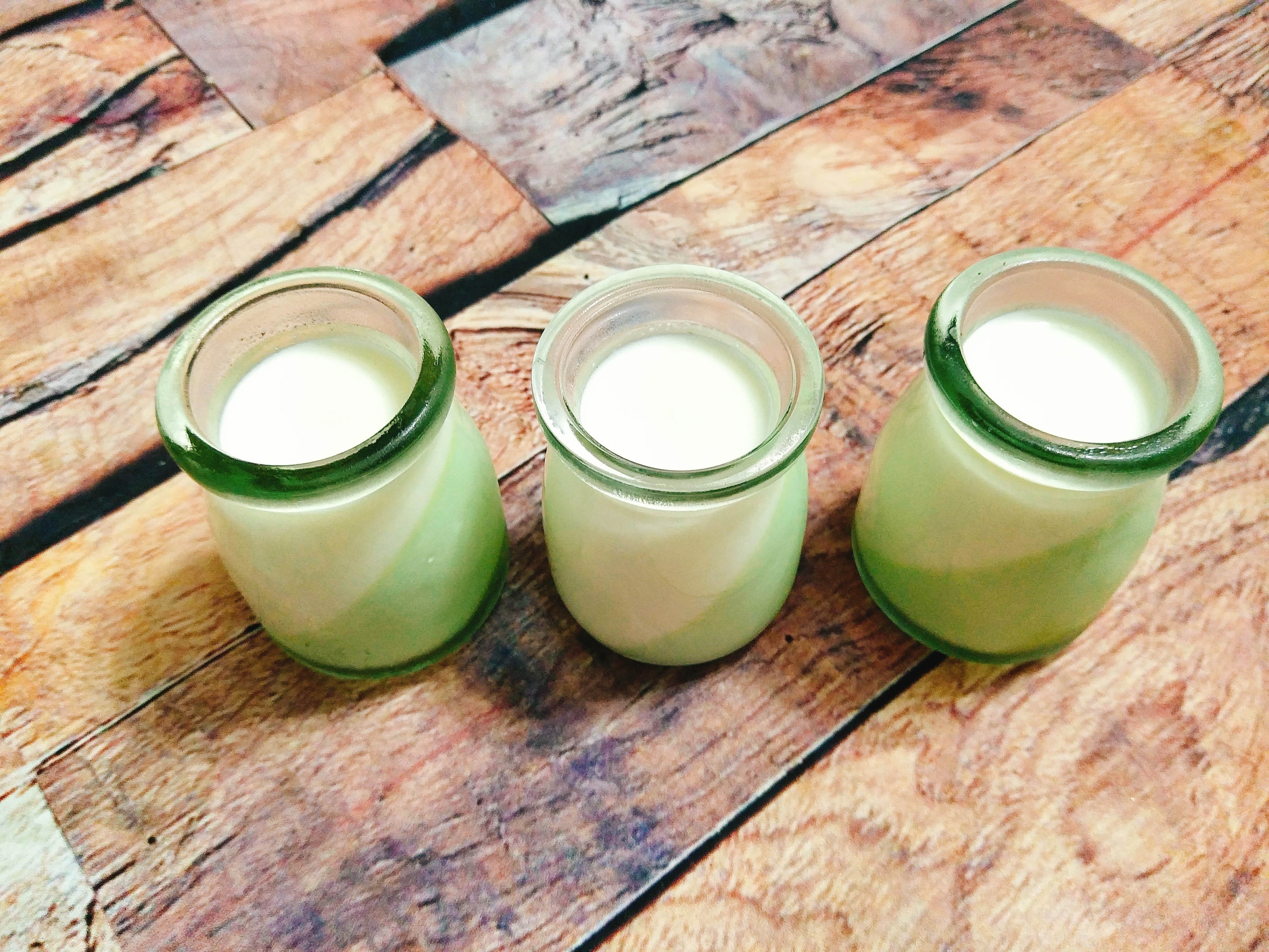 Tu lam banh panna cotta anh 7