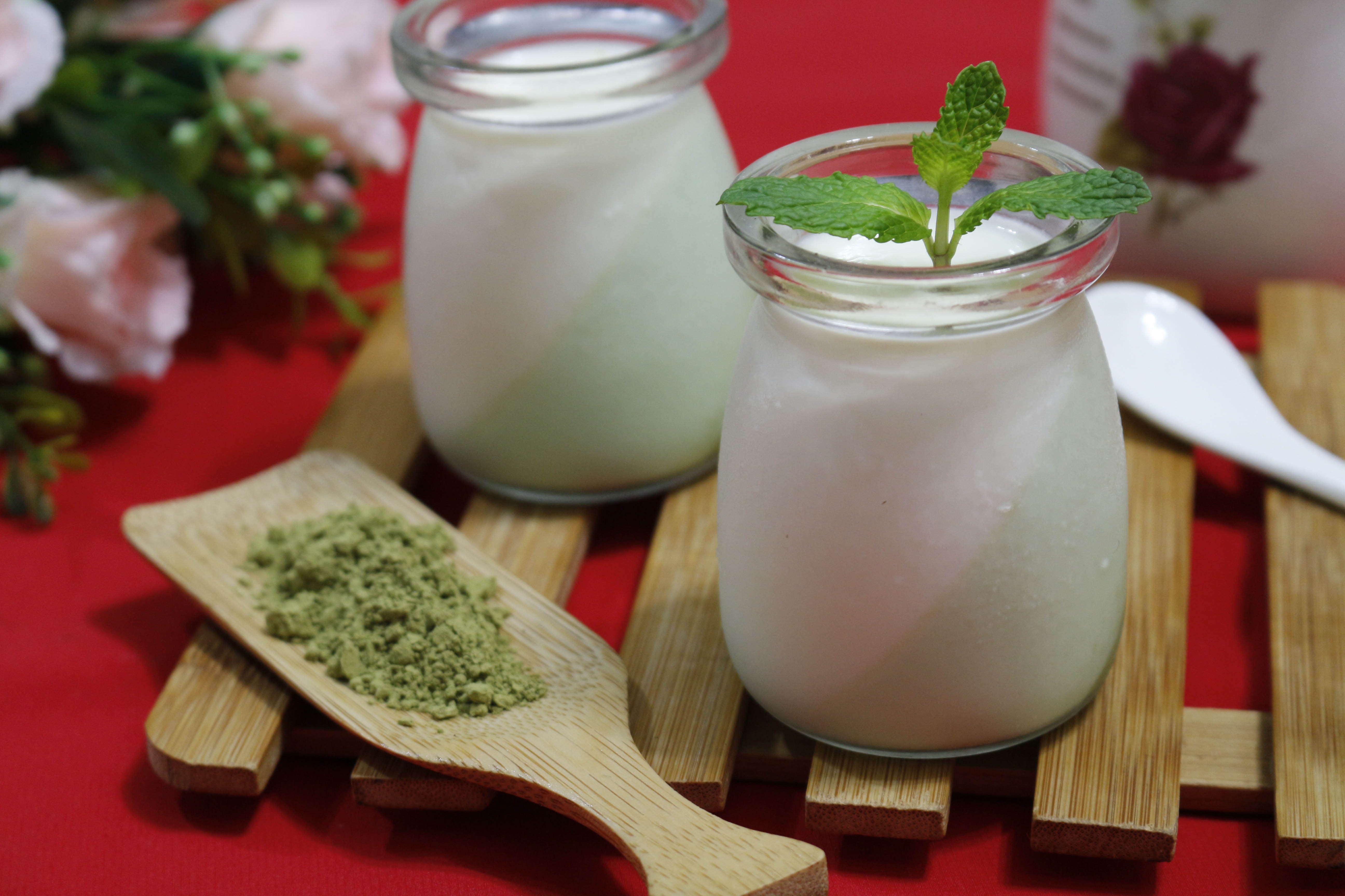 Tu lam panna cotta vi tra xanh theo phong cach Italy hinh anh