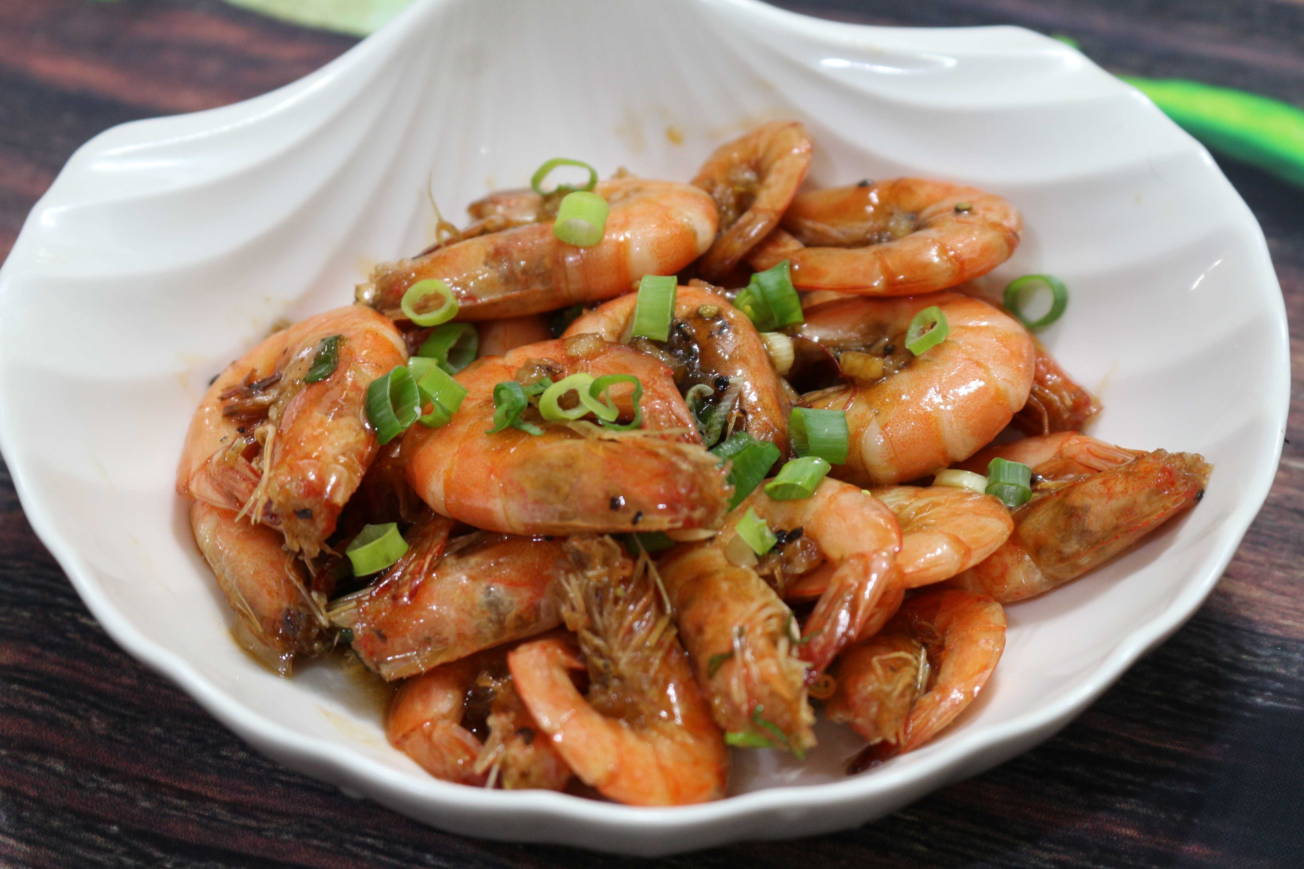 Toi nay an gi: Doi vi voi tom rang me hinh anh