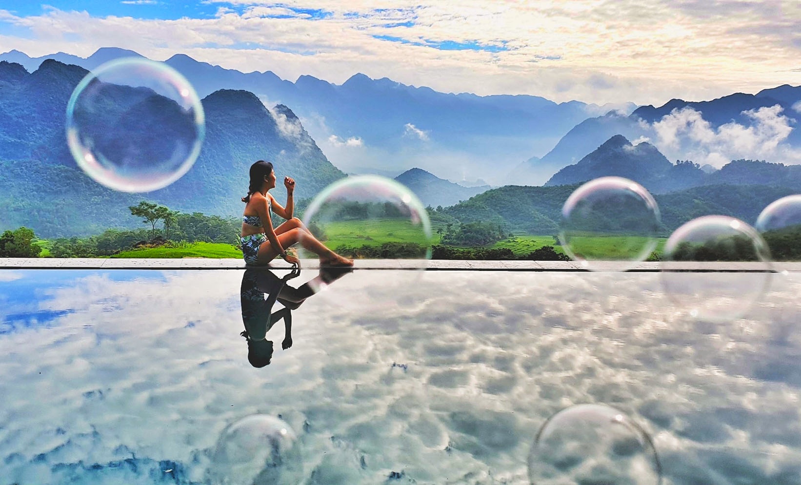 #Mytour: Thu gian, giam cang thang tai Pu Luong ngay dau thu hinh anh