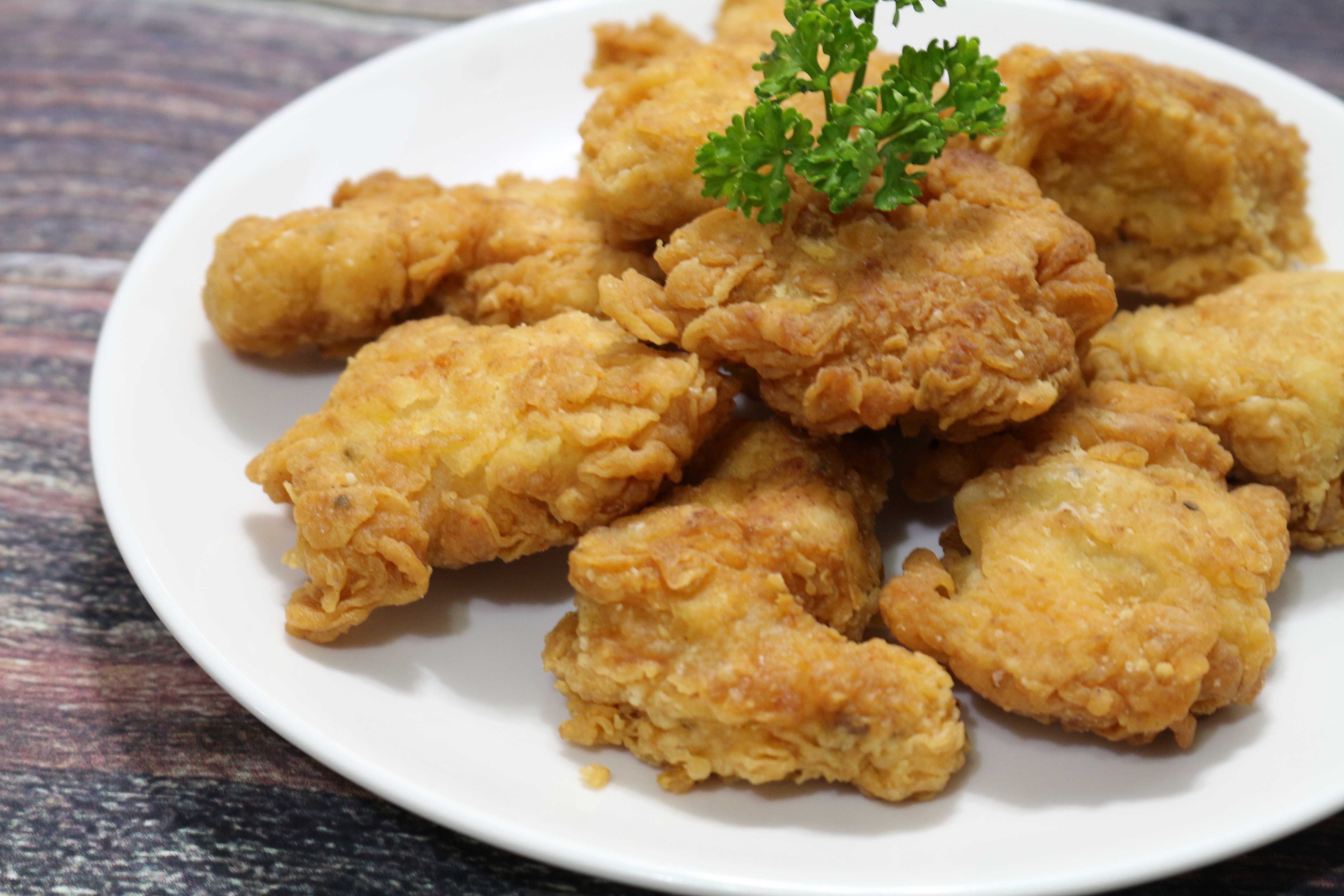 Cach lam ga ran popcorn tuyet ngon phong cach My hinh anh