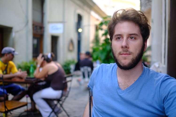 Nhung sai lam ngo ngan cua chang trai chu du 30 quoc gia anh 1