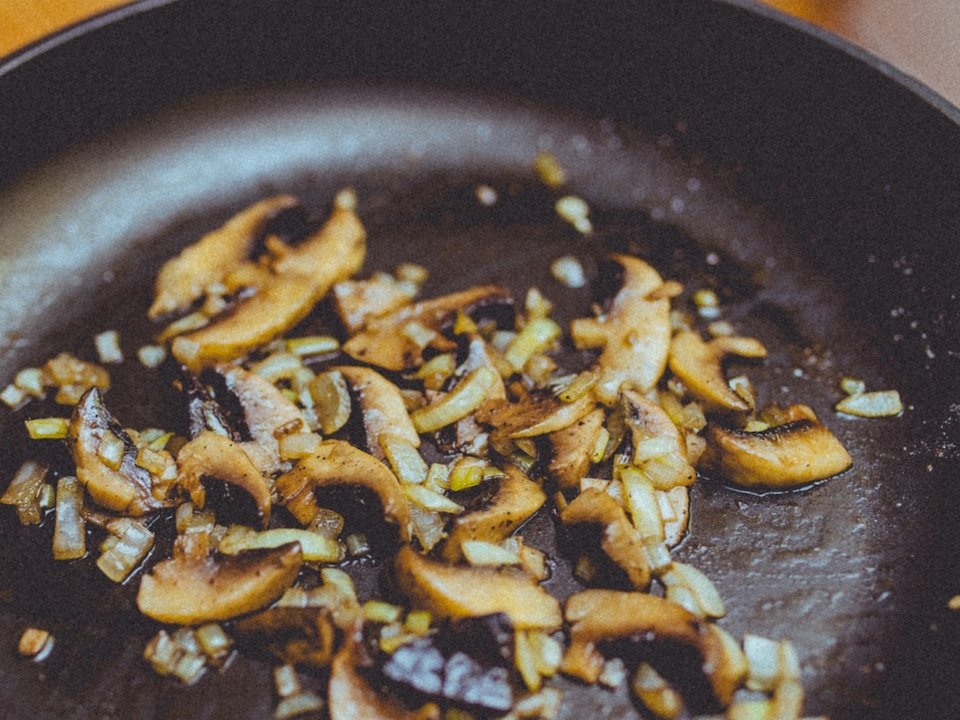 thuc pham khong nen rua khi che bien anh 1