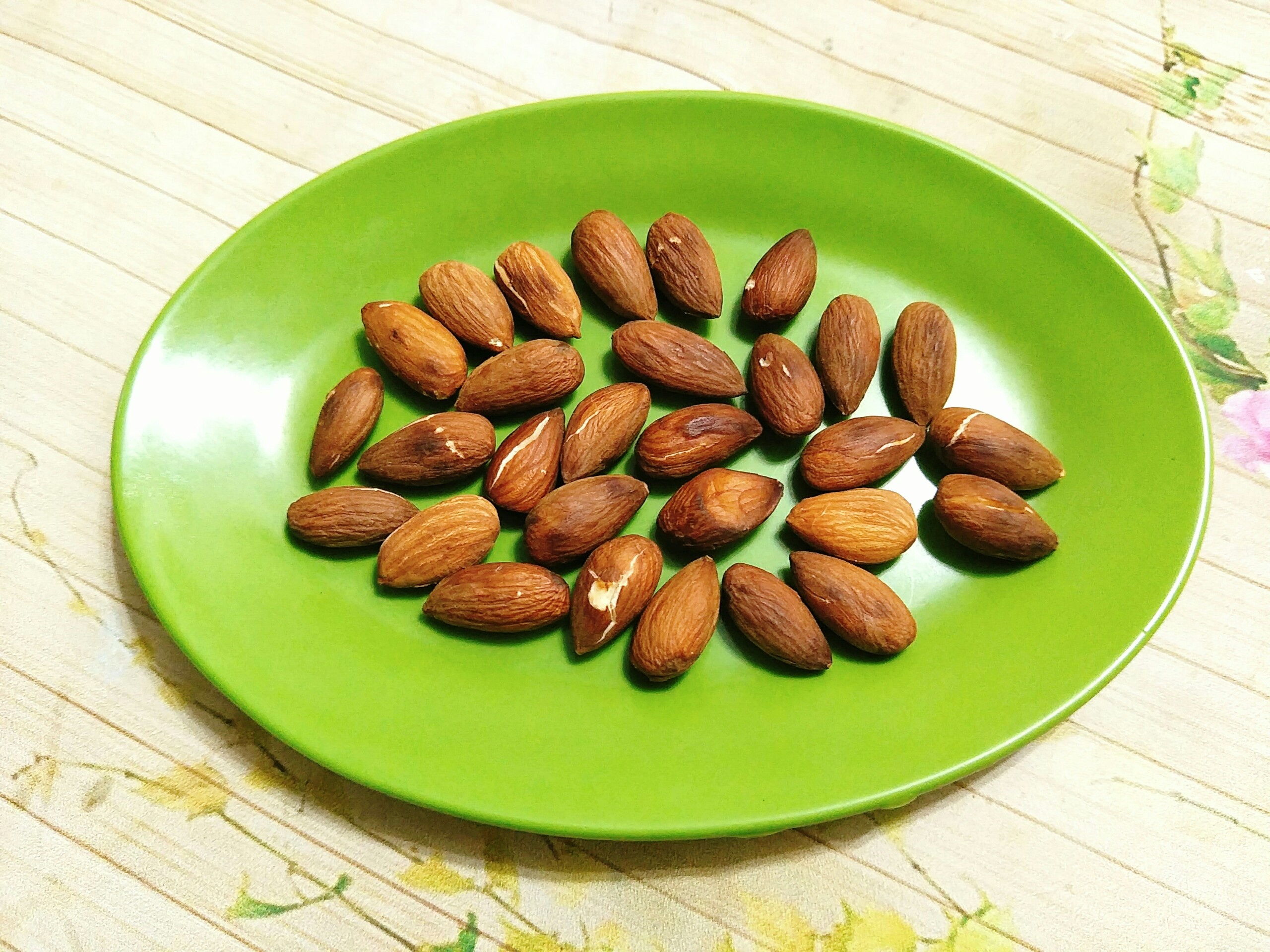 Banh quy ngon tay halloween anh 2