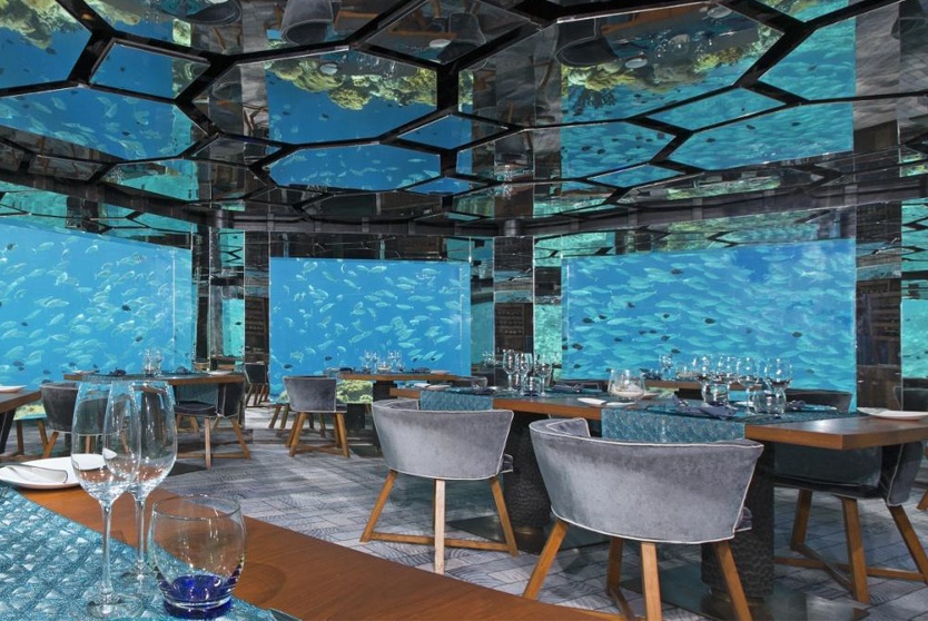 Nha hang duoi nuoc lon nhat the gioi chuan bi hoan thanh hinh anh