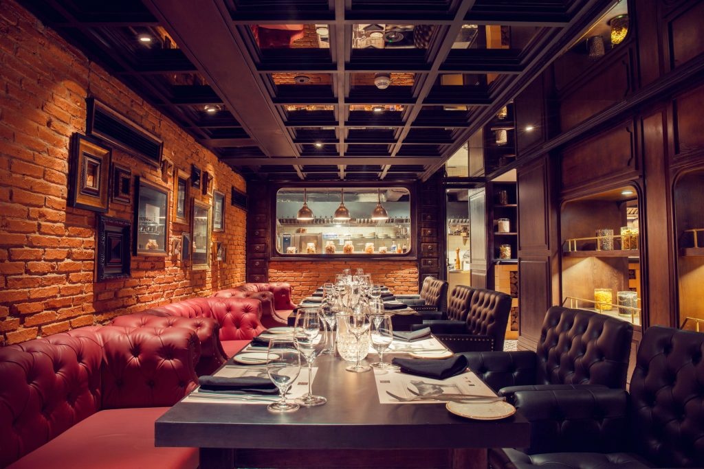 Nha hang phong cach Au o Ha Noi anh 15