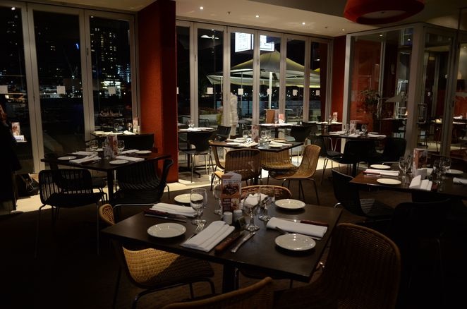 Nha hang phong cach Au o Ha Noi anh 9