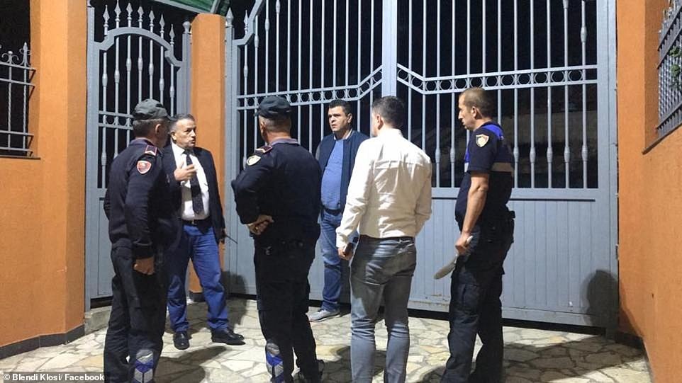 Vuon thu dia nguc o Albania anh 8