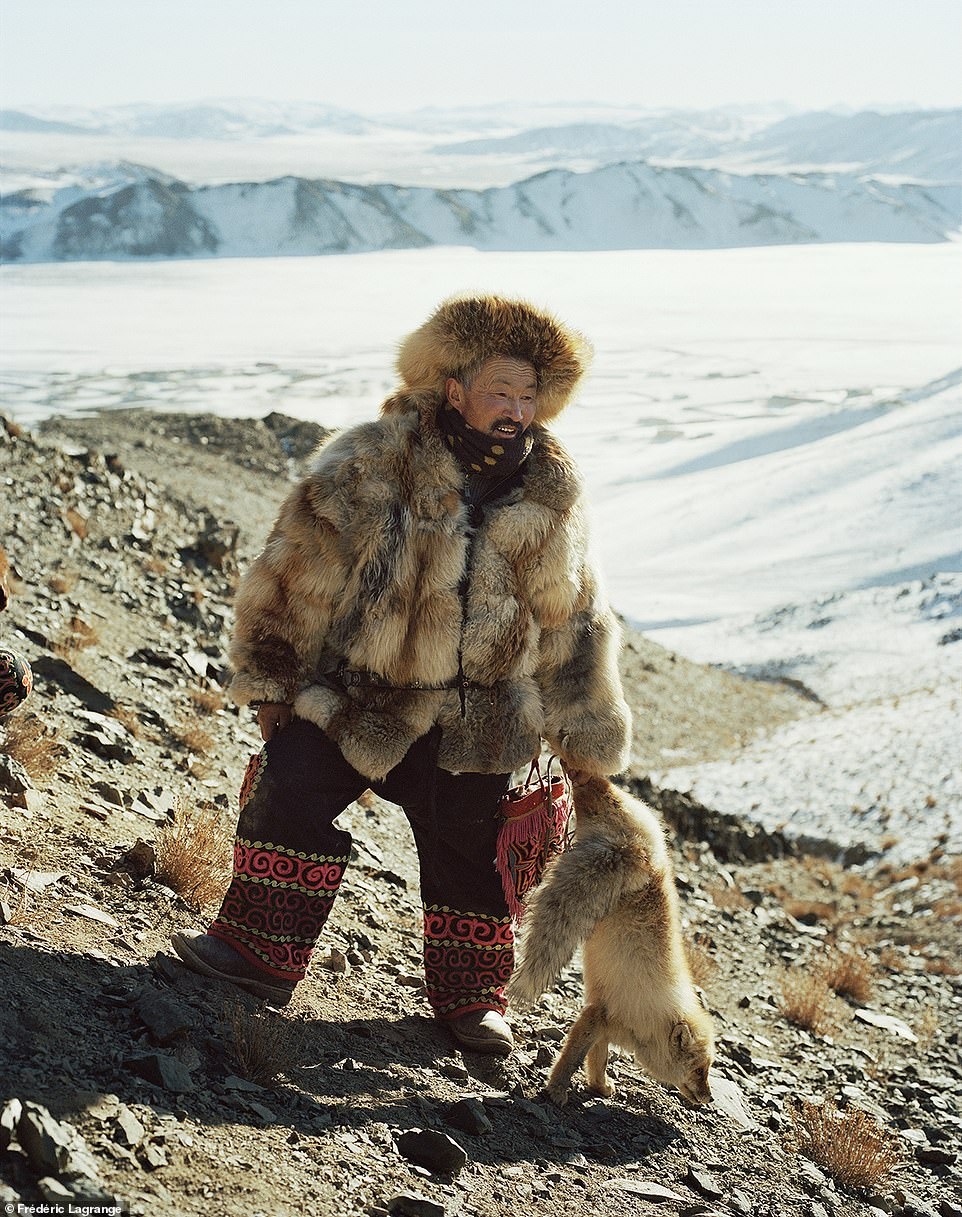 Những lát cắt độc đáo về cuộc sống trên thảo nguyên Mông Cổ ảnh 1 Nhung lat cat doc dao ve cuoc song tren thao nguyen Mong Co anh 1