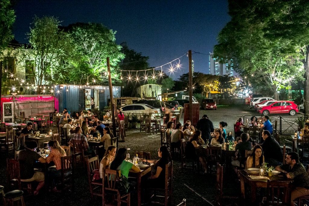 10 quoc gia chi tieu re nhat anh 10