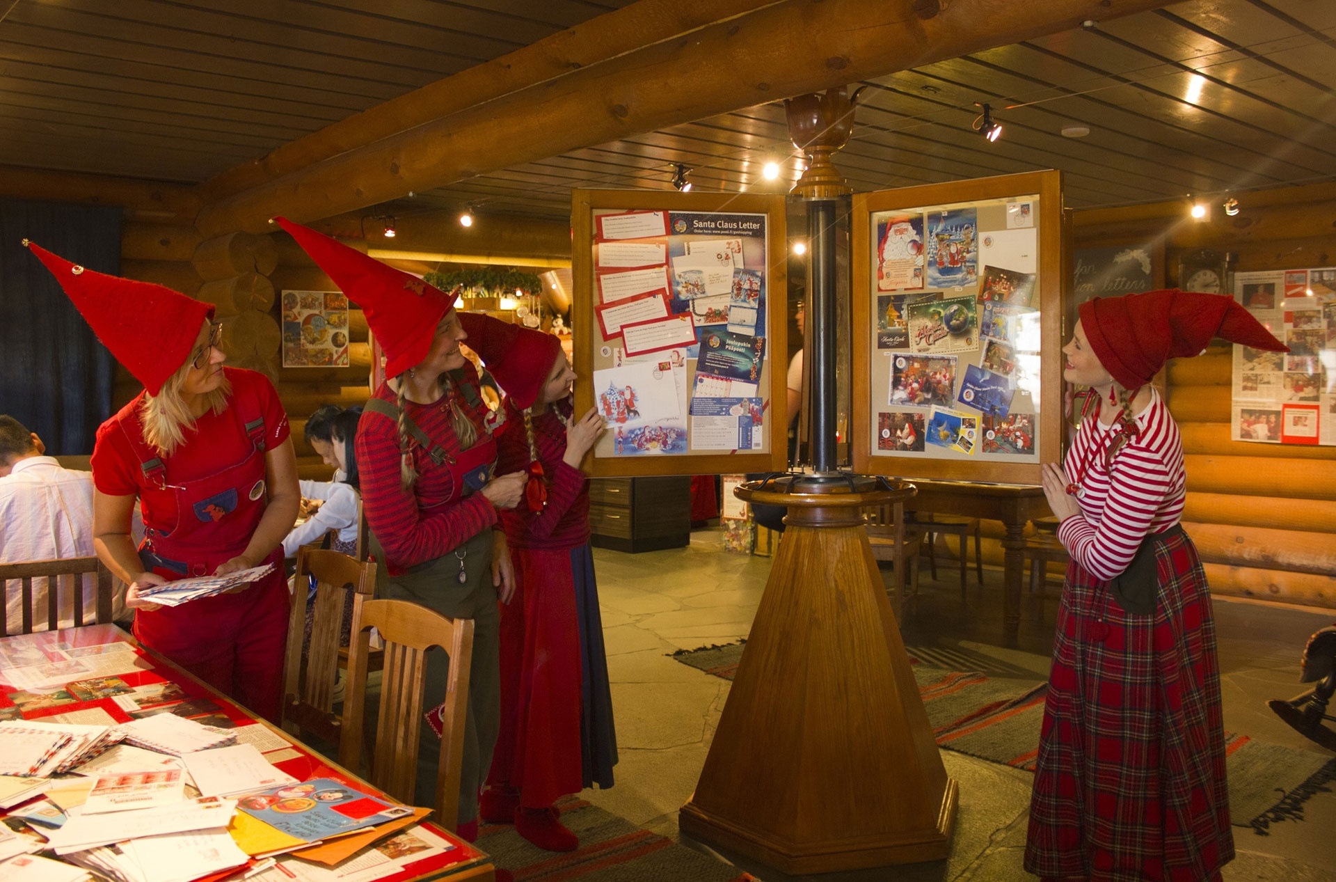 Tham ngoi lang que huong chinh thuc cua ong gia Noel anh 6