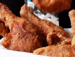 Bi quyet lam mon ga ran KFC ngon nhu ngoai tiem hinh anh