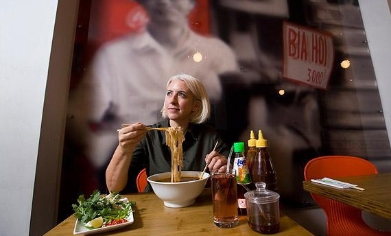 Cửa hàng ‘xấu tính’ tại Anh bị chỉ trích vì món phở chay ảnh 2 Cua hang ‘xau tinh’ tai Anh bi chi trich vi mon pho chay anh 2