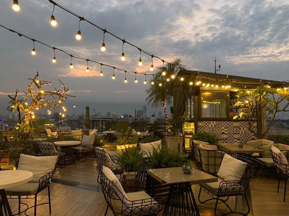 Quan ca phe lang man o Ha Noi anh 17