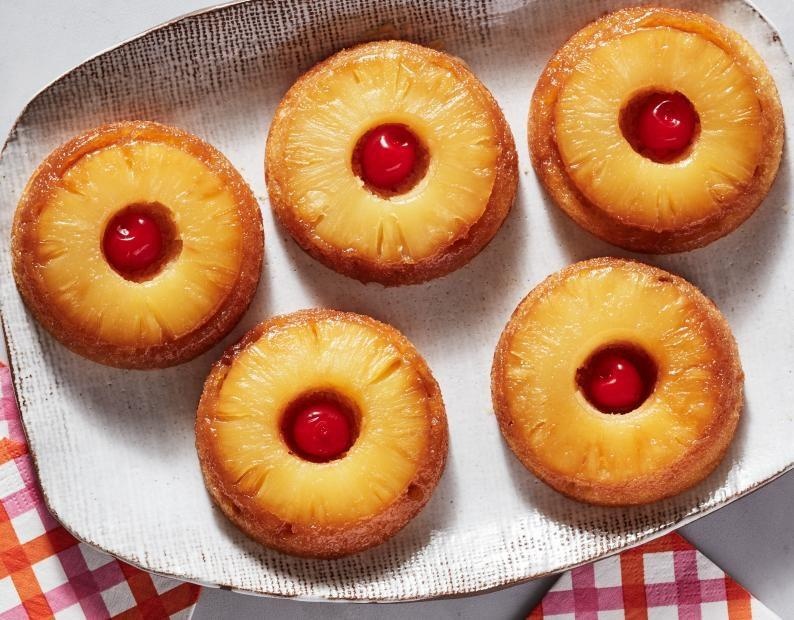 Tu lam banh dua cherry - mon trang mieng hoan hao cho gia dinh hinh anh