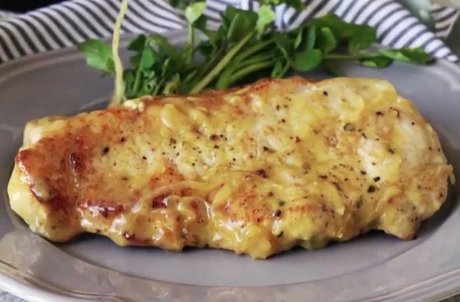 Toi nay an gi: Thit heo sot giam mu tat hinh anh