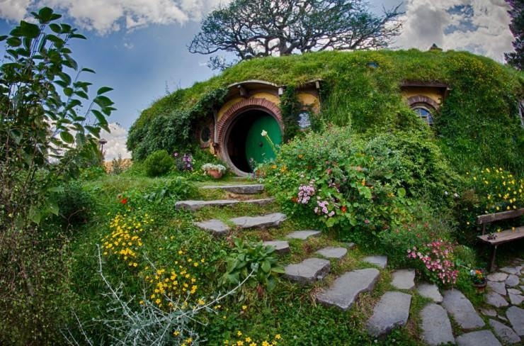 Ghe tham vung dat than tien cua nguoi Hobbit ngoai doi that hinh anh