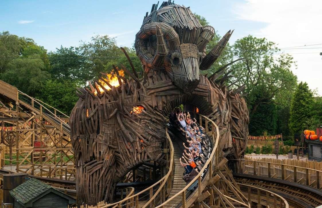 Tau luon sieu toc doc dao nhat anh 1