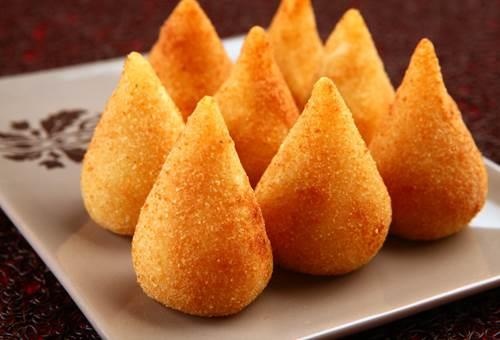 Coxinhas, mon am thuc duong pho noi tieng the gioi cua Brazil hinh anh