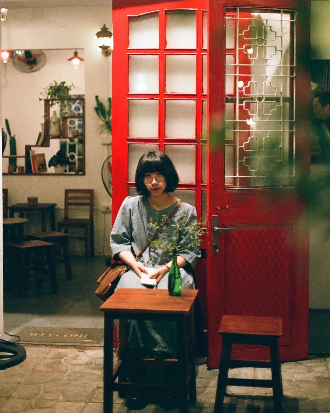 quan ca phe tranh nong tai Ha Noi anh 26