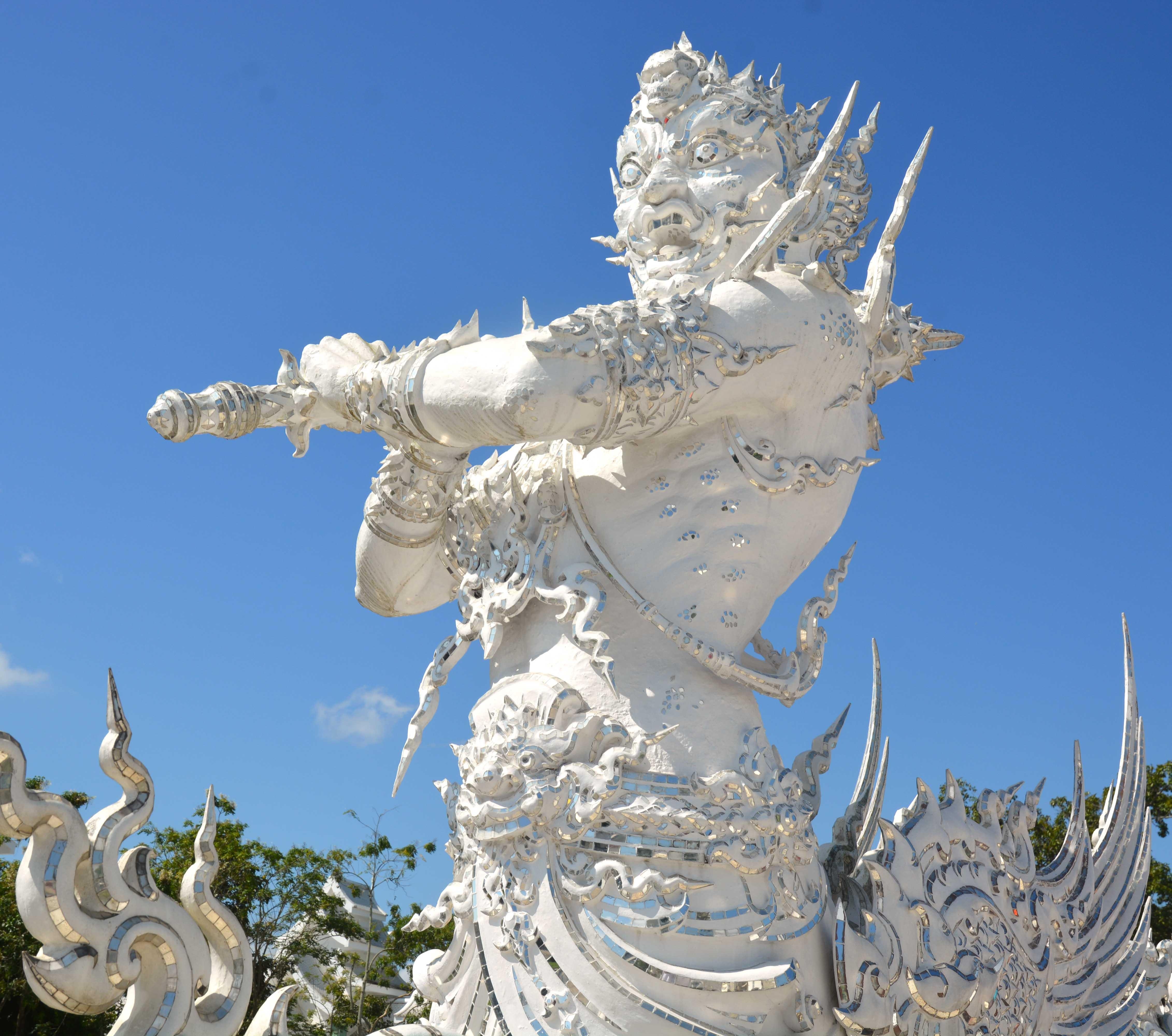 Chua Trang Thai Lan anh 11