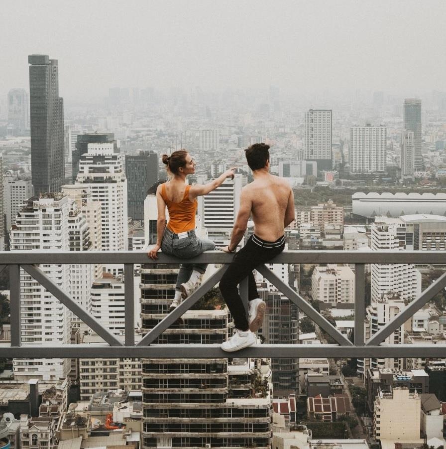 Cô gái chinh phục tòa tháp chọc trời ảnh 16 Co gai chinh phuc toa thap choc troi anh 16