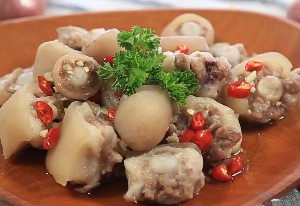 Toi nay an gi: Huong dan mon duoi heo tron mam toi hinh anh