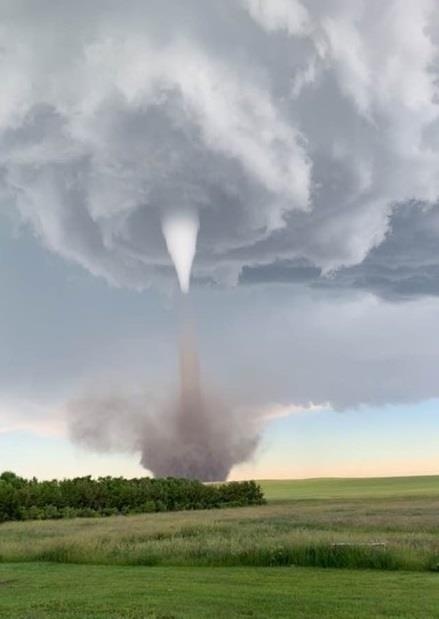 Lốc xoáy kỳ lạ như bom nguyên tử ảnh 1 Loc xoay ky la nhu bom nguyen tu anh 1