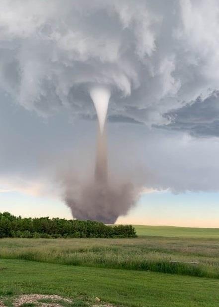 Lốc xoáy kỳ lạ như bom nguyên tử ảnh 2 Loc xoay ky la nhu bom nguyen tu anh 2