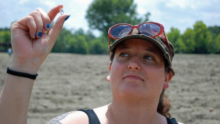 Cong vien duy nhat tren the gioi cho du khach dao va so huu kim cuong hinh anh