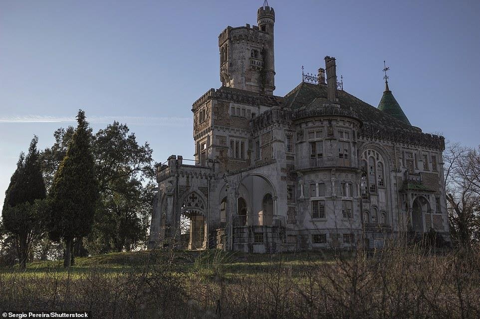 Nhung lau dai bi bo hoang anh 5