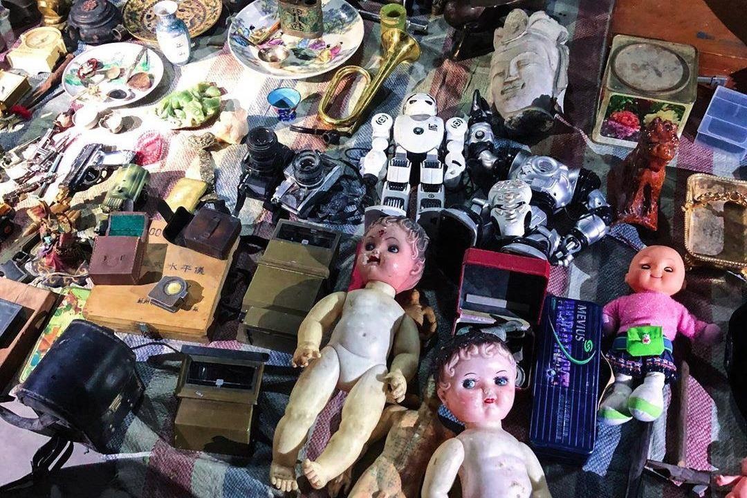 Kham pha 'cho ma' sam uat tai thu do cua Trung Quoc hinh anh