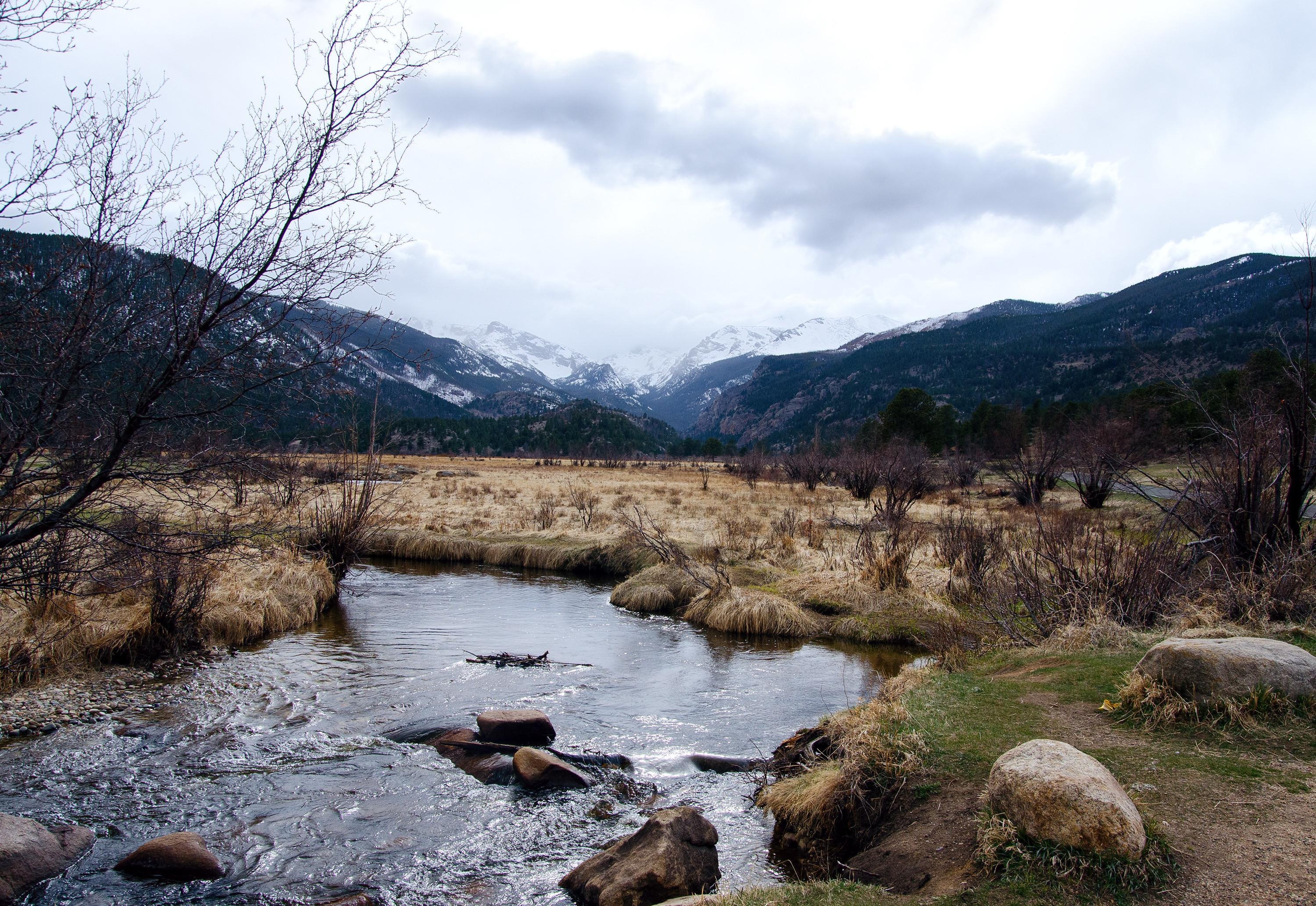 mua nhua tai nui Rocky anh 2