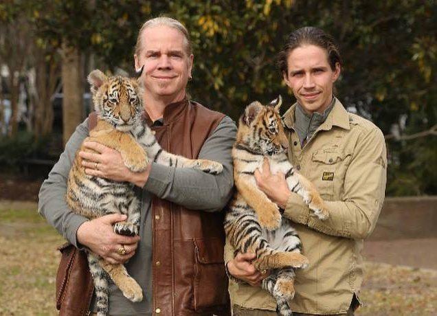 Chang nguoi rung song cung bay ho anh 4