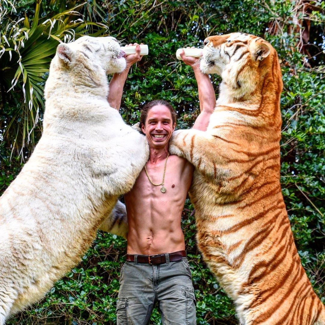 Chang nguoi rung song cung bay ho anh 1