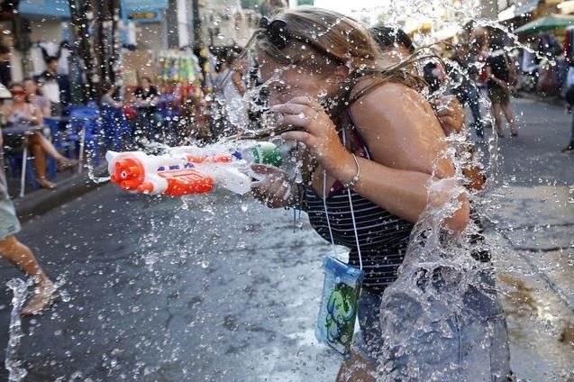 'Tran chien' ngap nuoc tai le hoi soi dong o Tay Ban Nha hinh anh