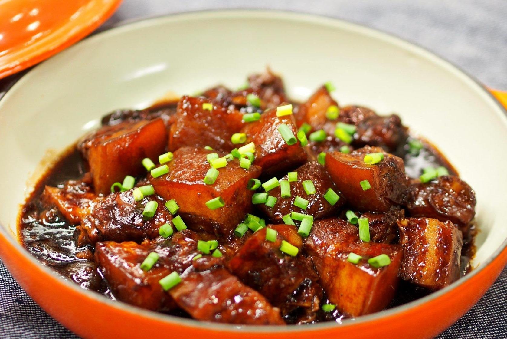 Cach kho thit dam nuoc mau, ai cung co the lam hinh anh