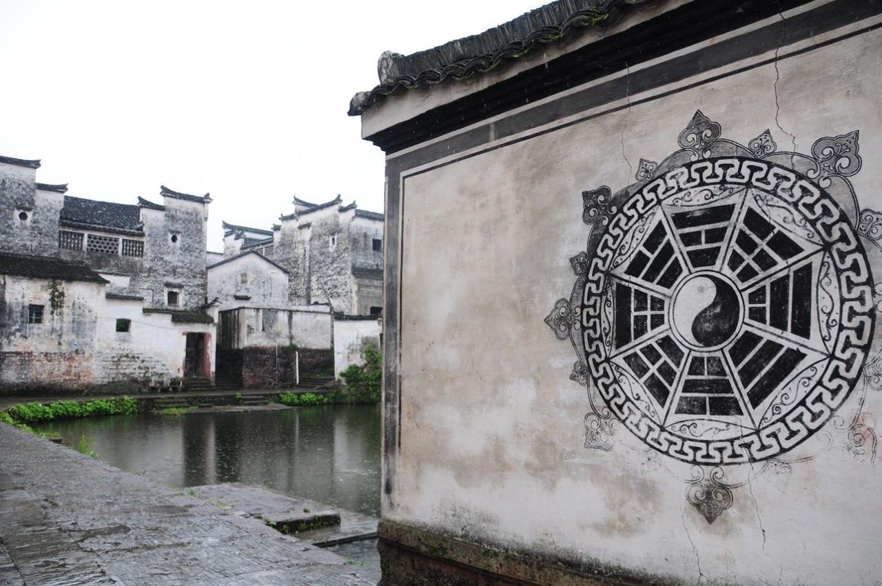 Thon Bat Quai kho tim duong ra o Trung Quoc hinh anh