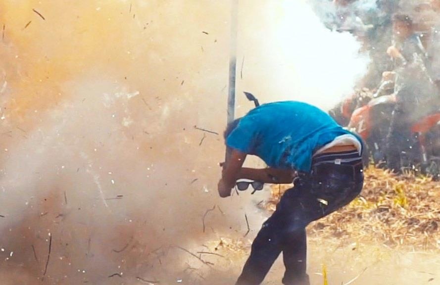 Tai nan lien tiep trong le hoi bua ta no o Mexico hinh anh